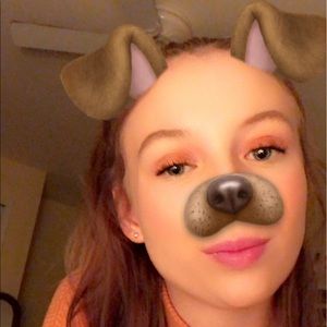 Meet your Posher, Michaela